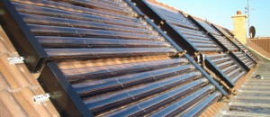 Evacuated tube solar thermal system